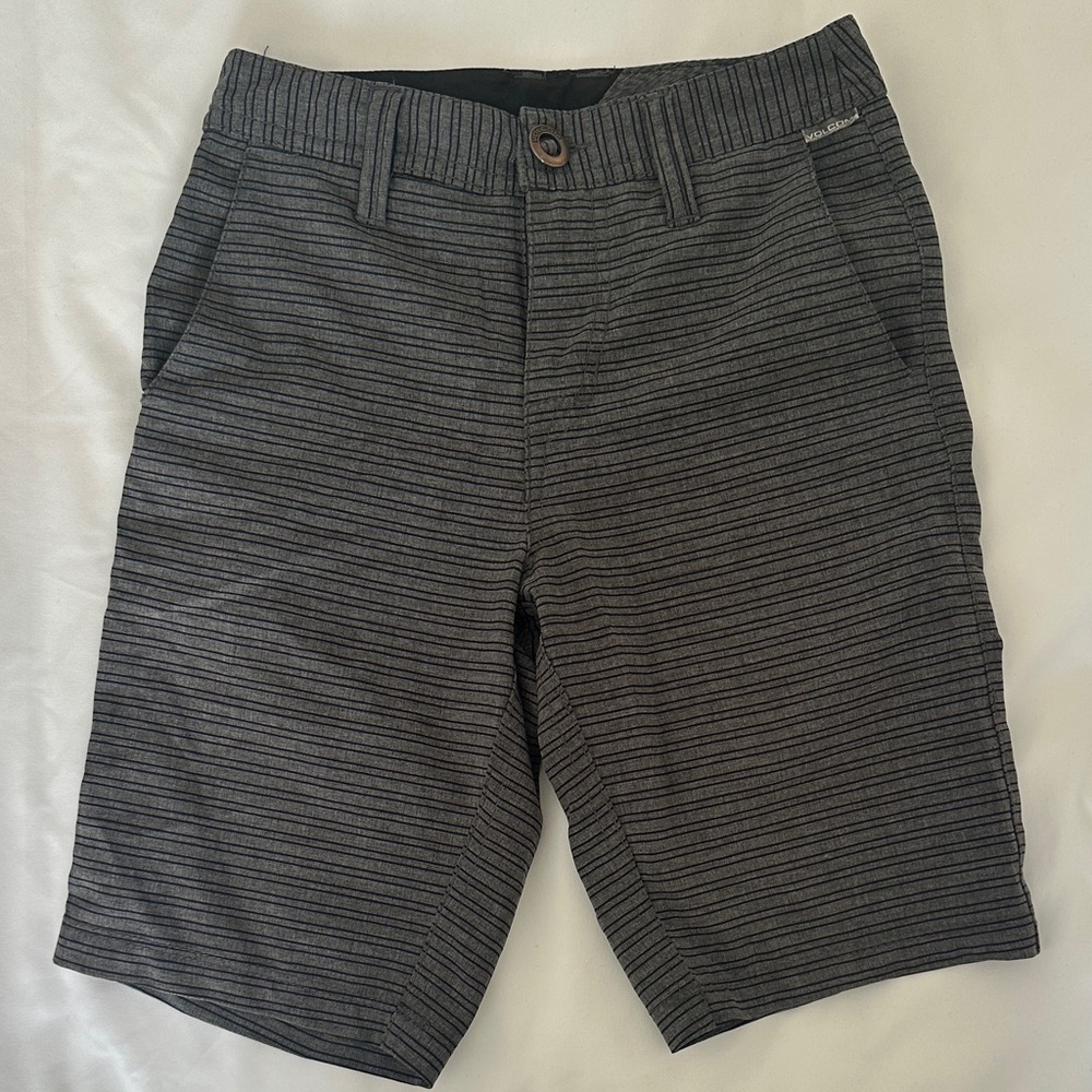 Volcom Kids Striped Gray Shorts size 22/8y